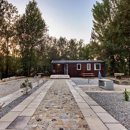 Nature Stone And فيلة