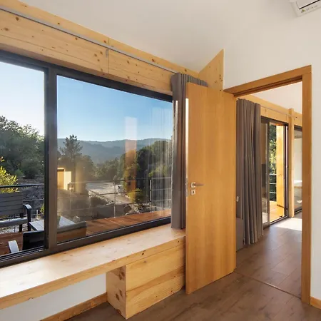 Nature Stone And فيلة *