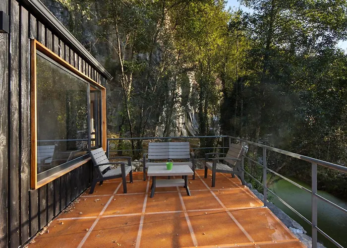 Nature Stone And Βίλα Vila Boa do Bispo